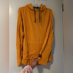Ably Men’s Hoody
Water-resistant 
Size L
Orange & grey colour